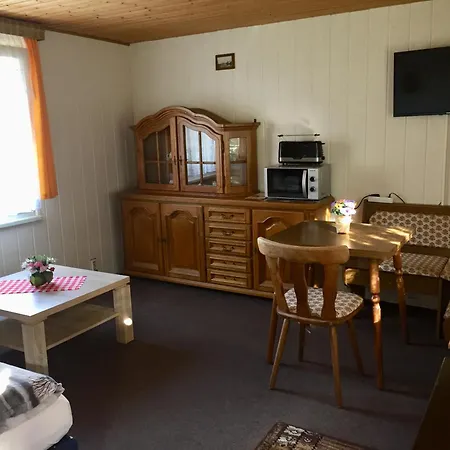 Kleines Haus Am Wald Casa de Férias